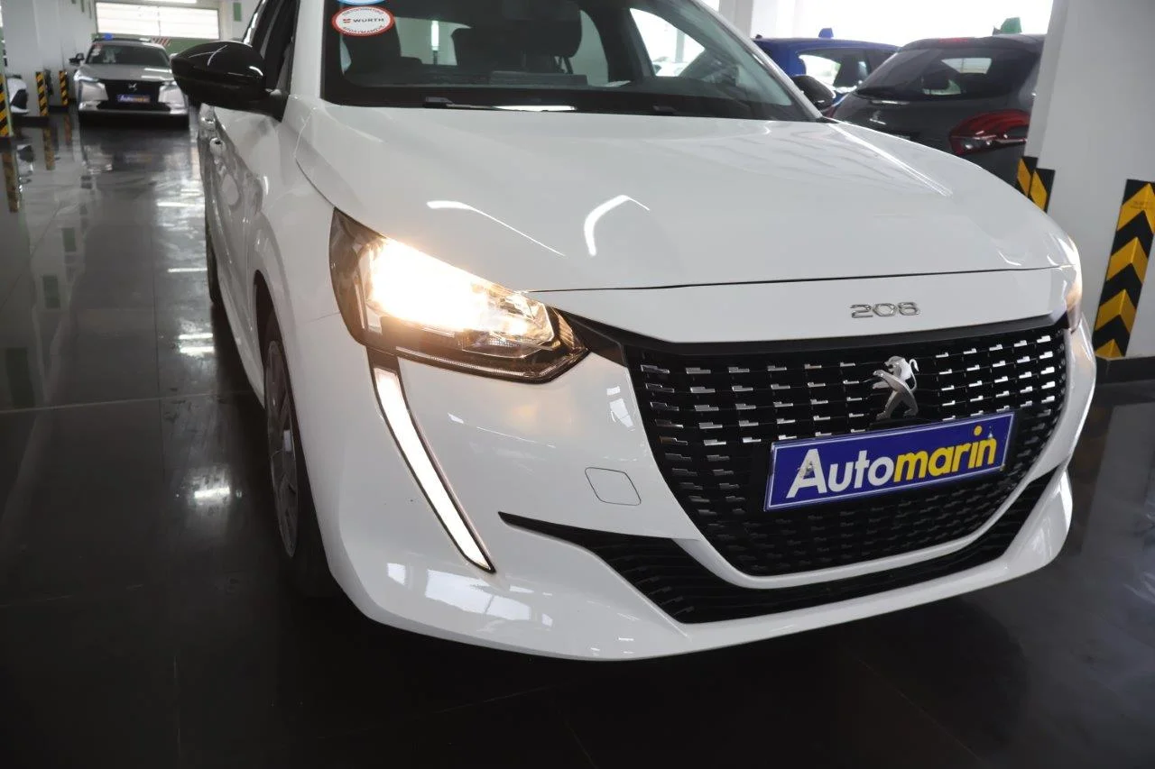 Peugeot 208 - View model 17