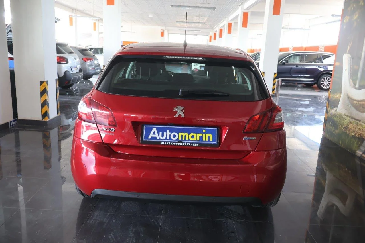 Peugeot 308 - View model 5