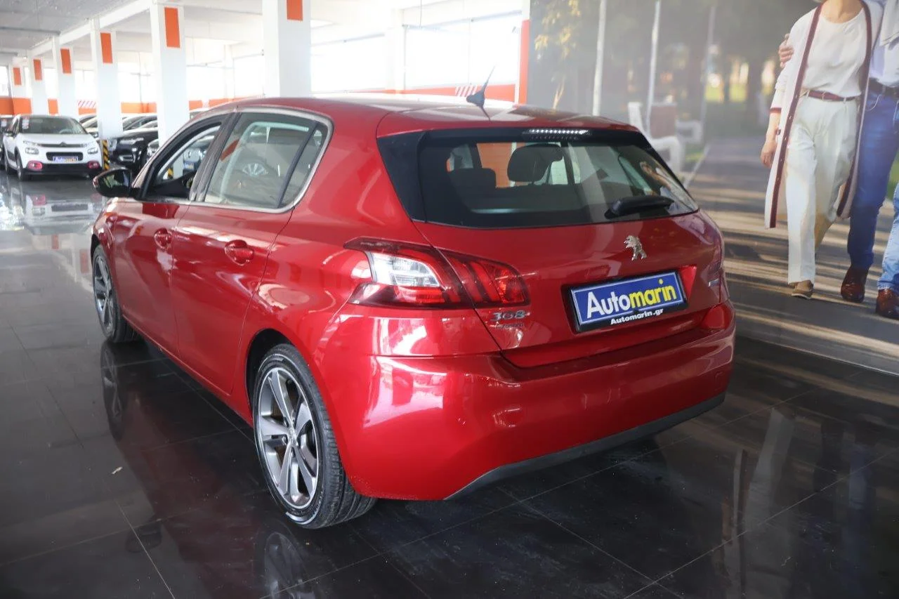 Peugeot 308 - View model 6