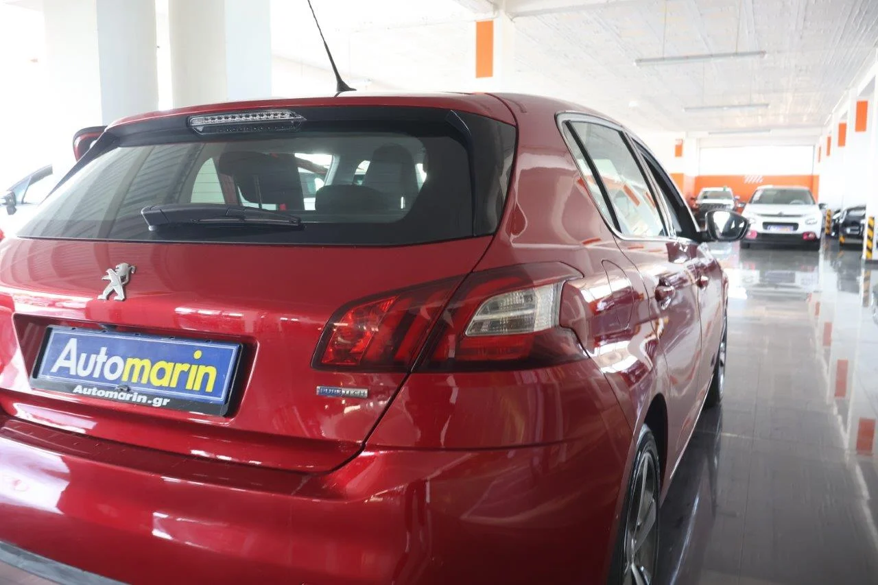 Peugeot 308 - View model 10