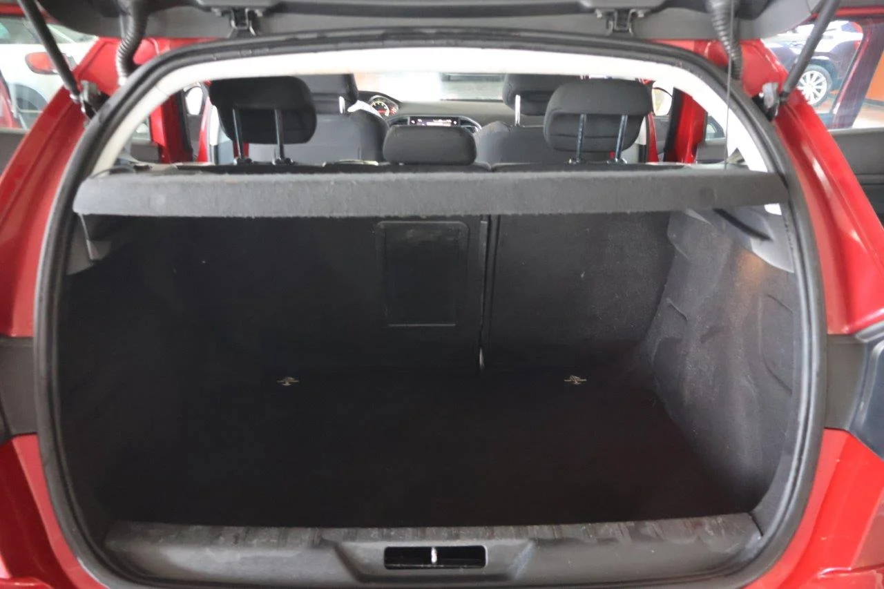 Peugeot 308 - View model 35