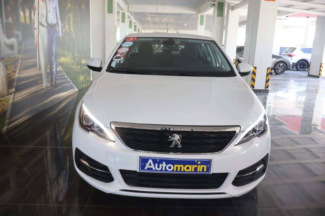 View 3 - Peugeot 308 - 2018