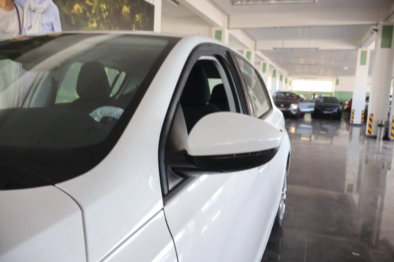Peugeot 308 - View model 13