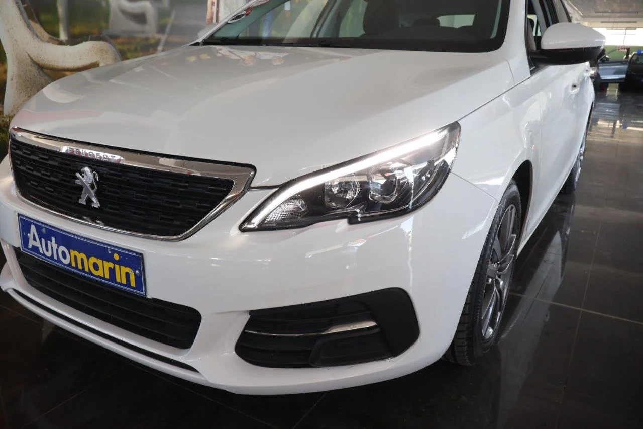 Peugeot 308 - View model 15