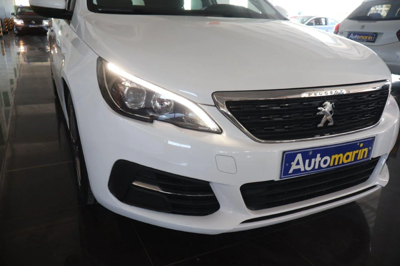 Peugeot 308 - View model 16