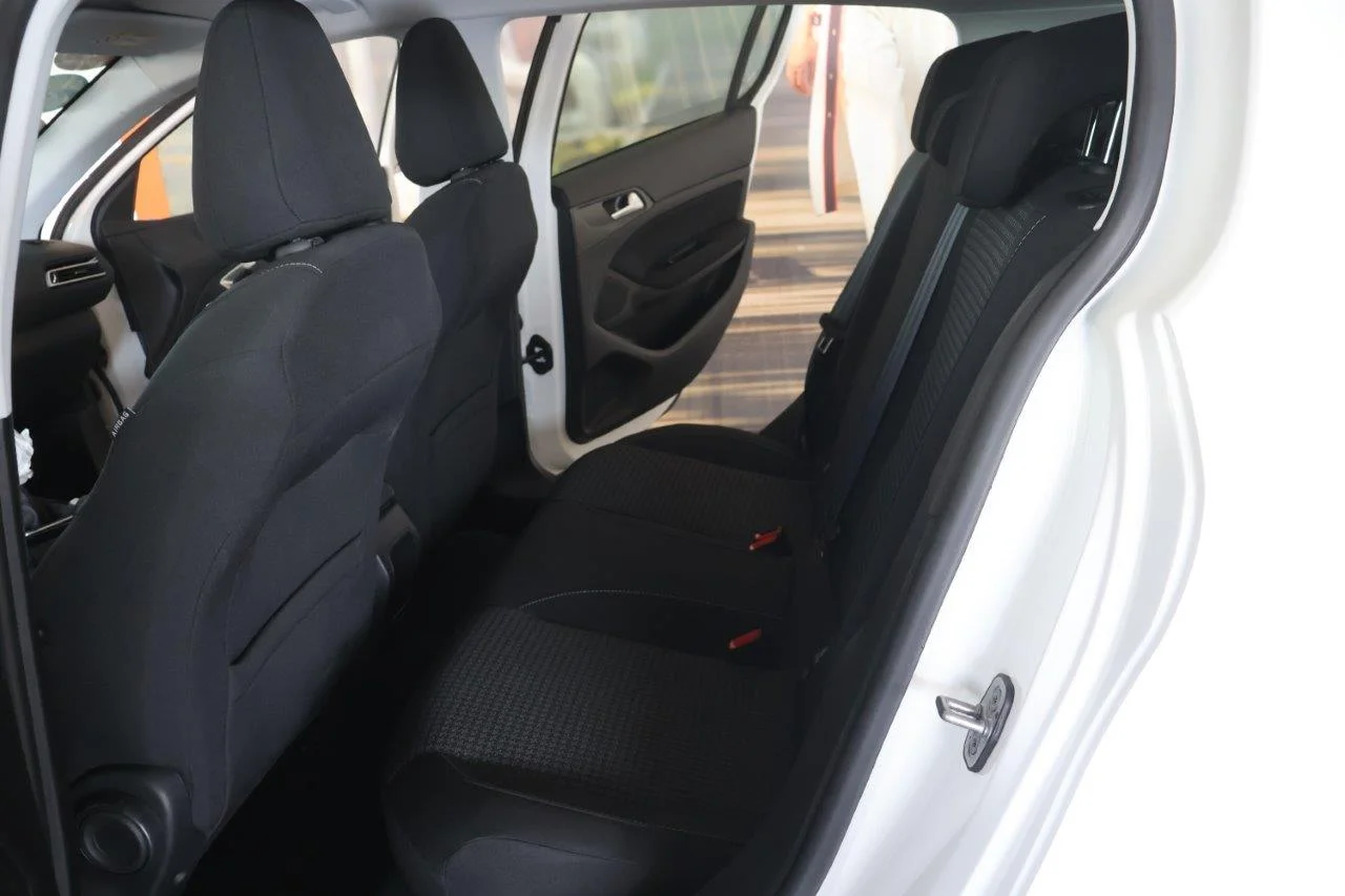 Peugeot 308 - View model 27