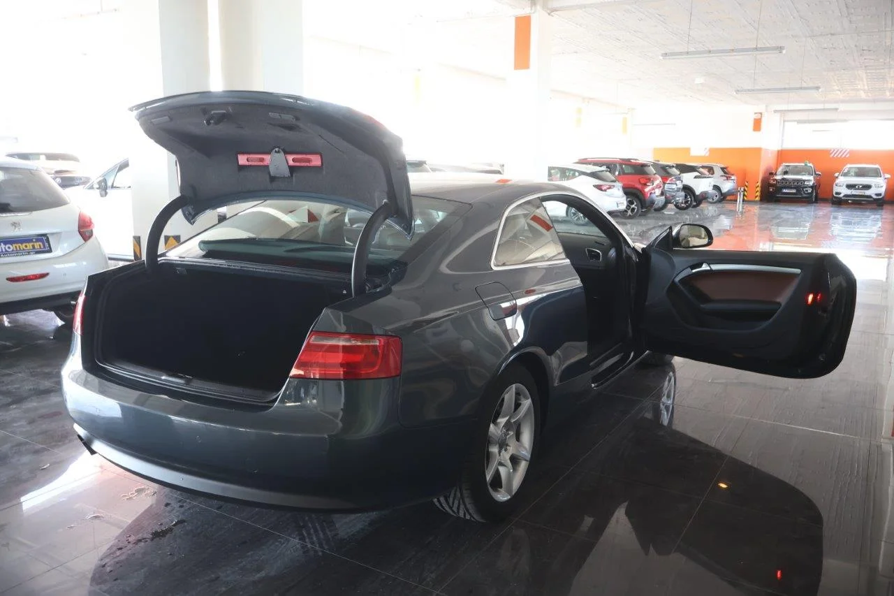 Audi A5 - View model 7