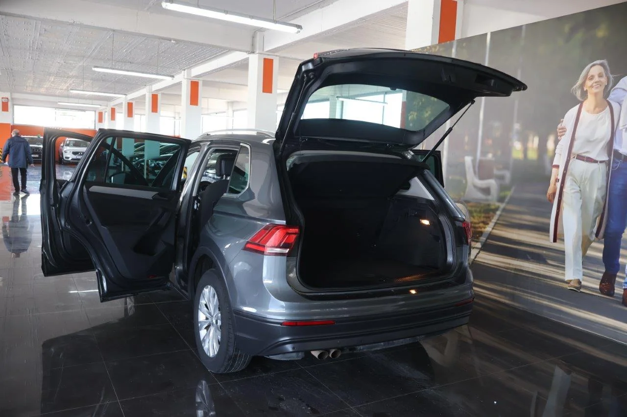 Volkswagen Tiguan - View model 8