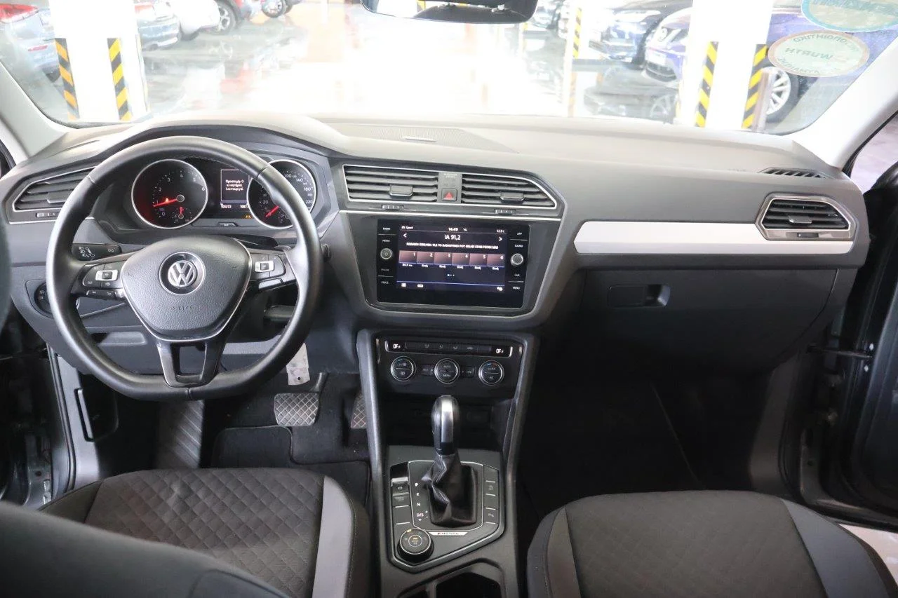 Volkswagen Tiguan - View model 18