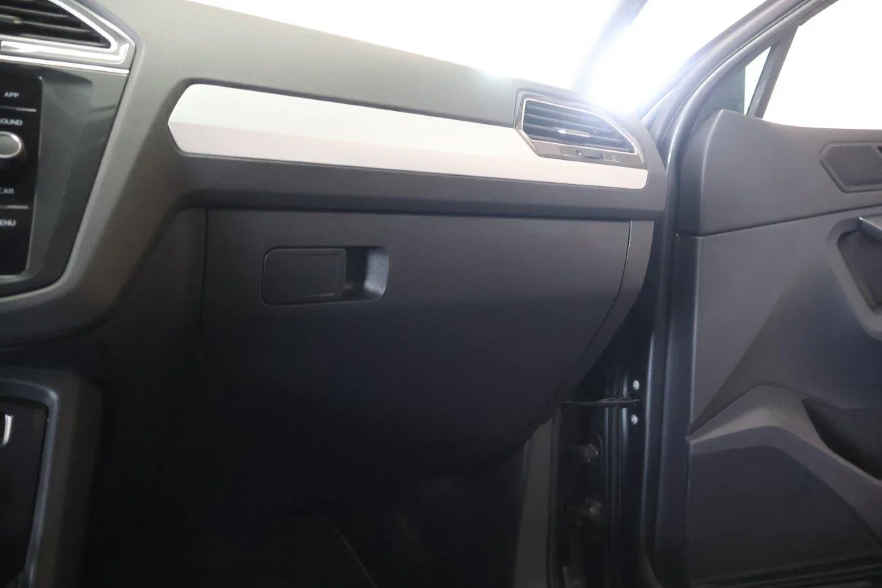 Volkswagen Tiguan - View model 20