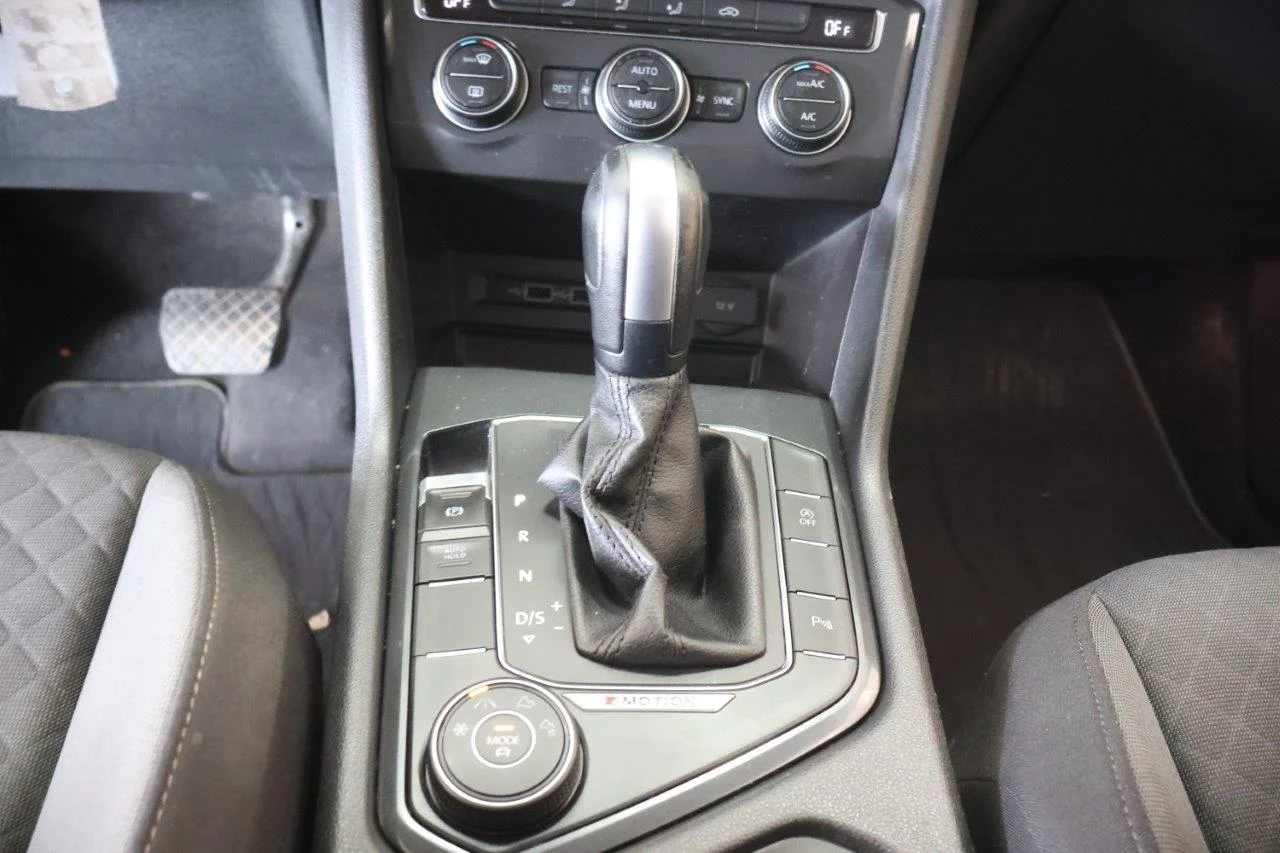 Volkswagen Tiguan - View model 21