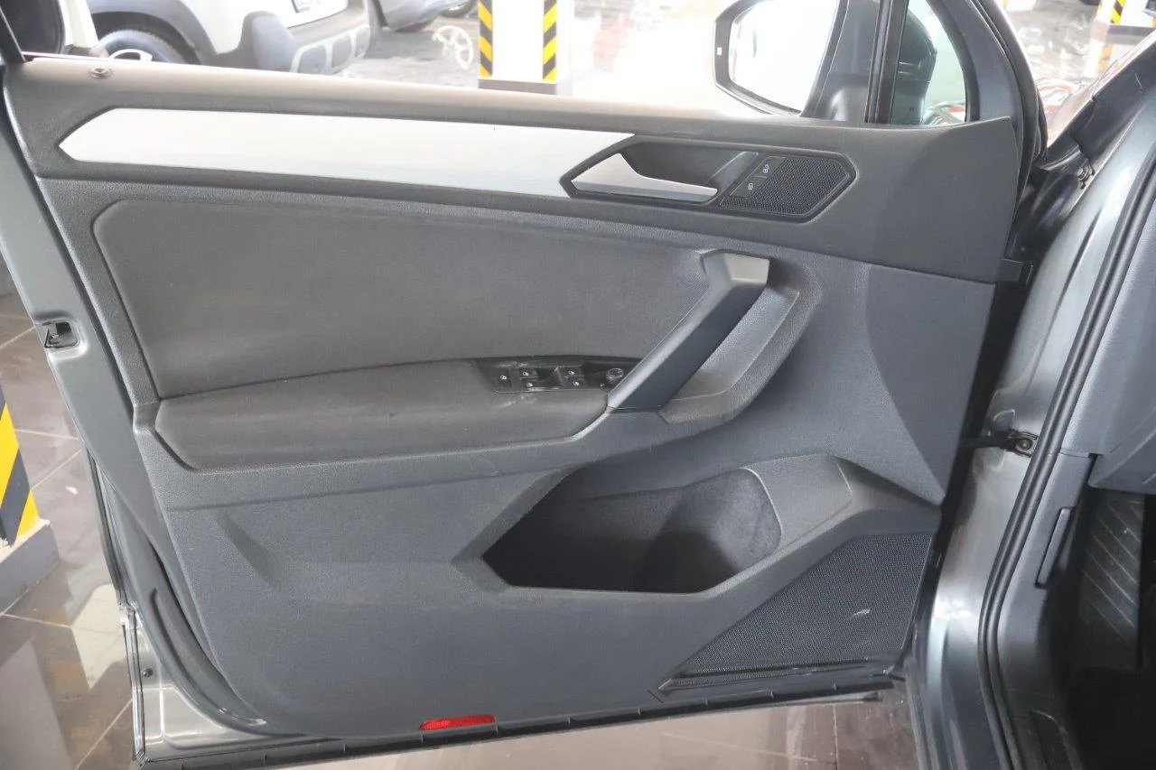 Volkswagen Tiguan - View model 22