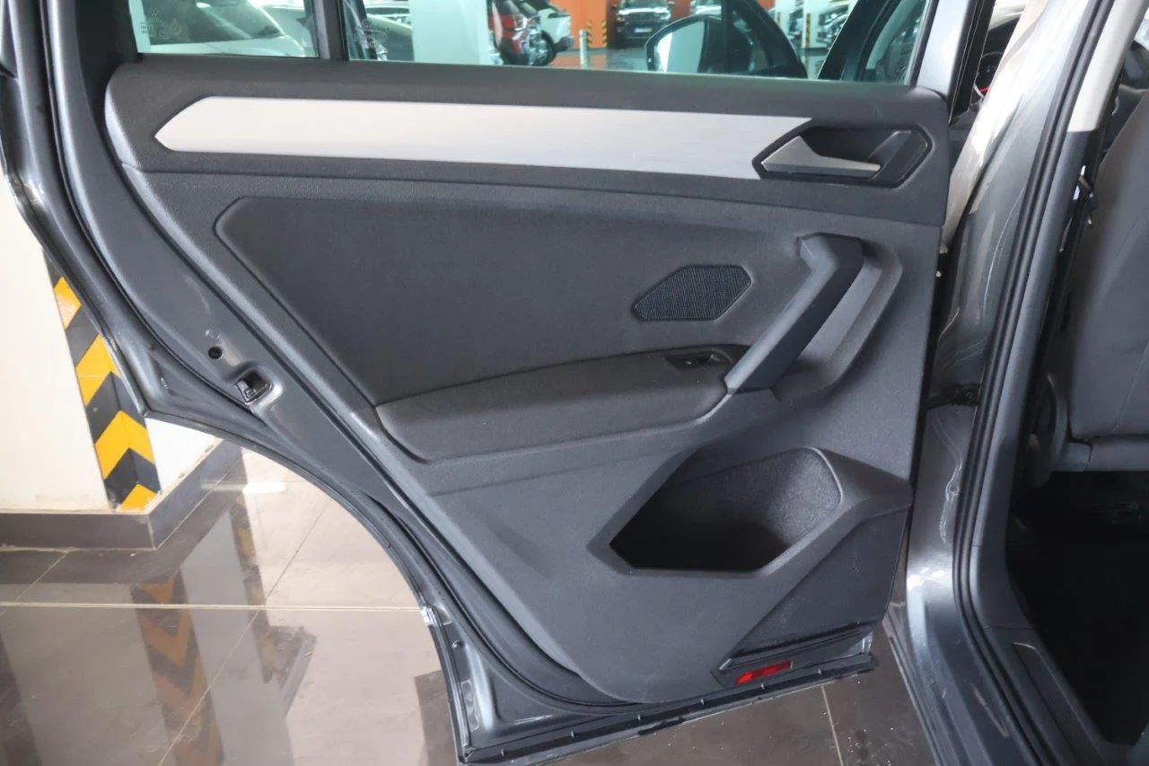 Volkswagen Tiguan - View model 26