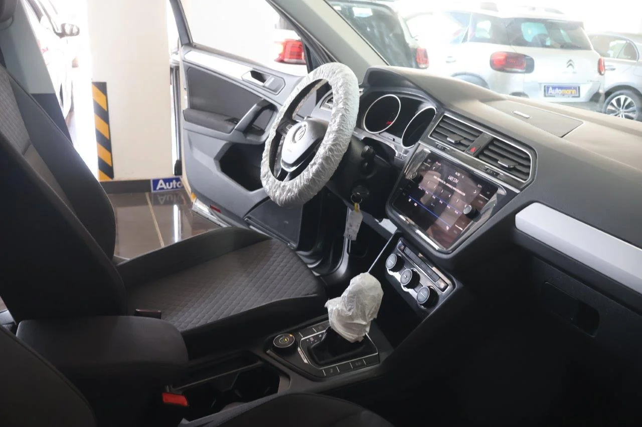 Volkswagen Tiguan - View model 31