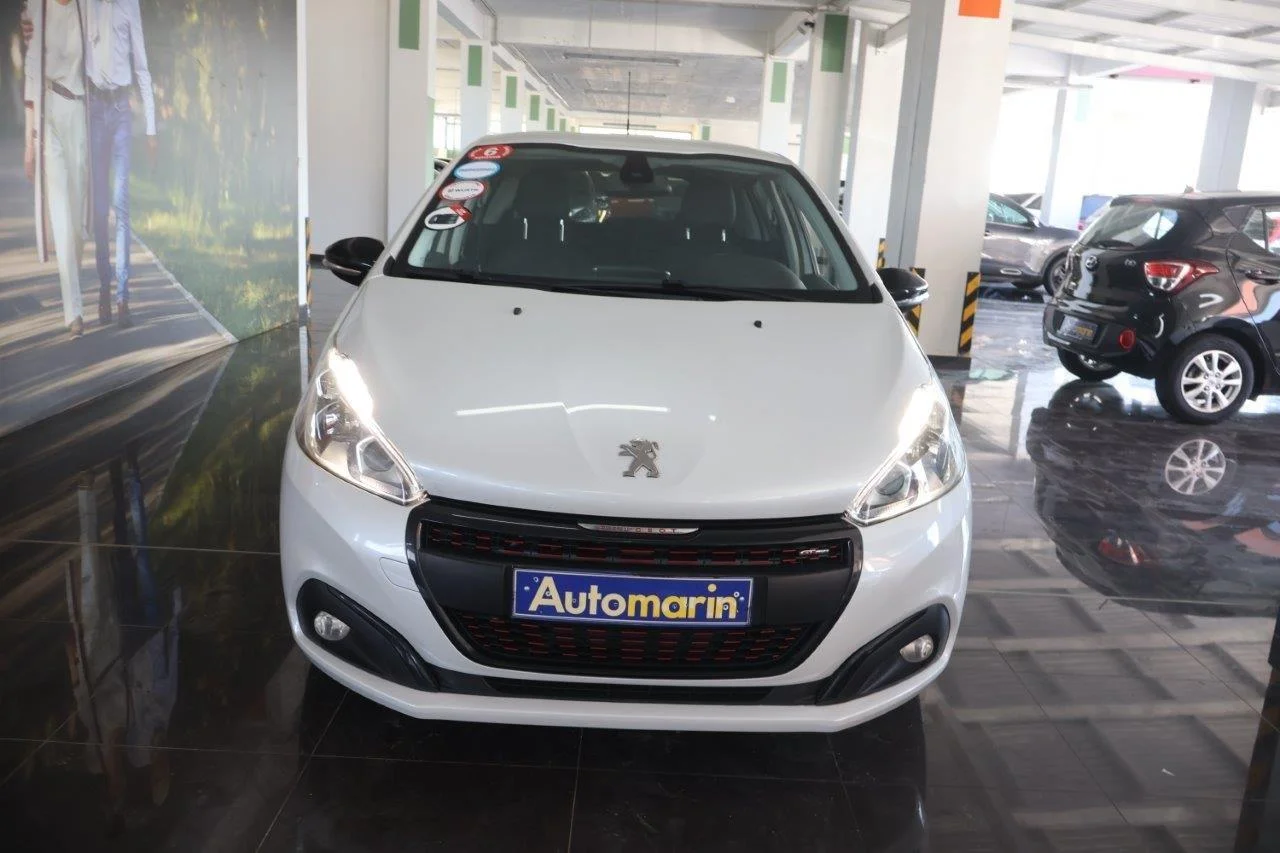 View 3 - Peugeot 208 - 2017