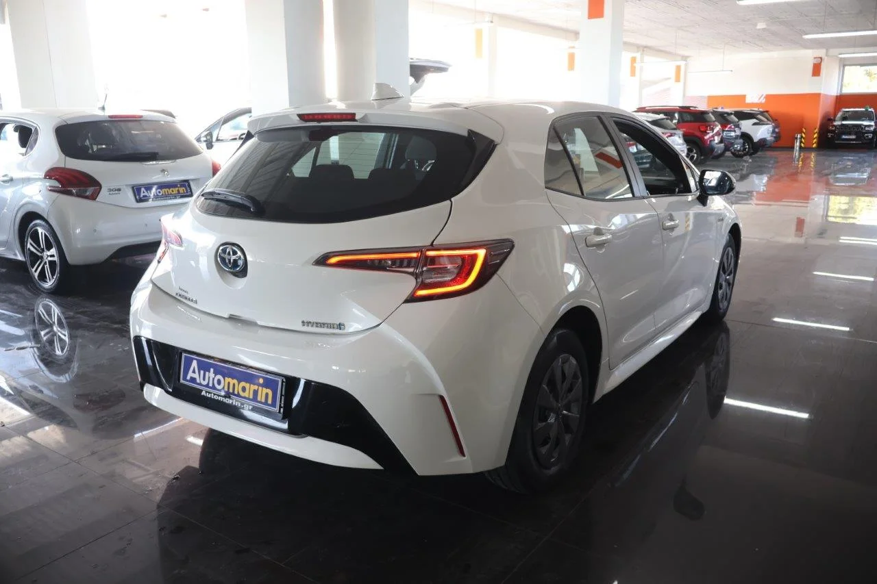 View 5 - Toyota Corolla - 2022