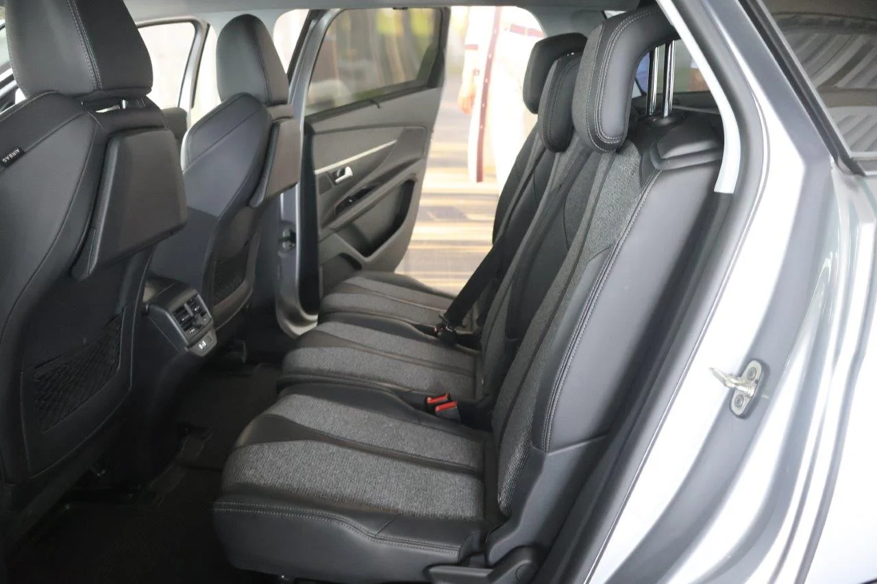 Peugeot 5008 - View model 30