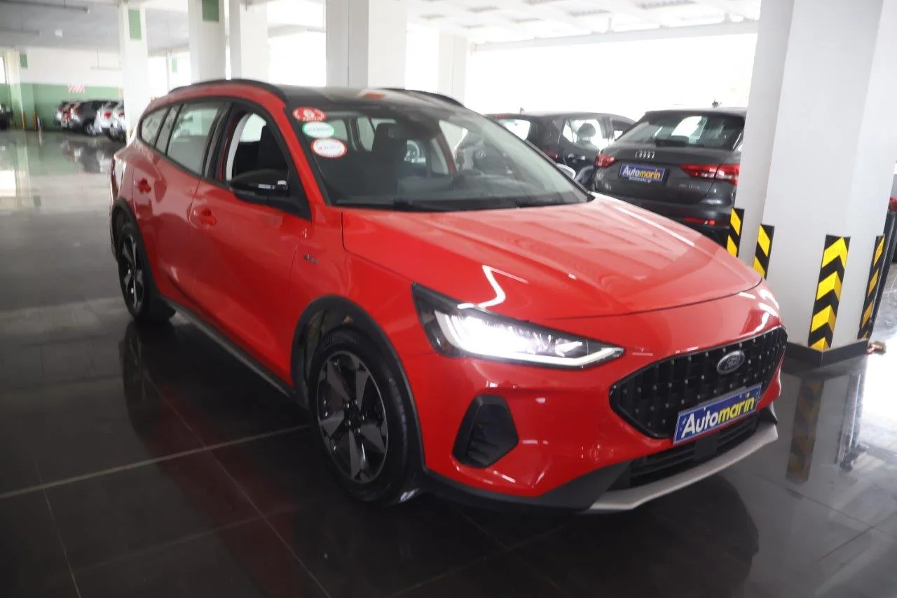View 4 - Ford Focus - 2022