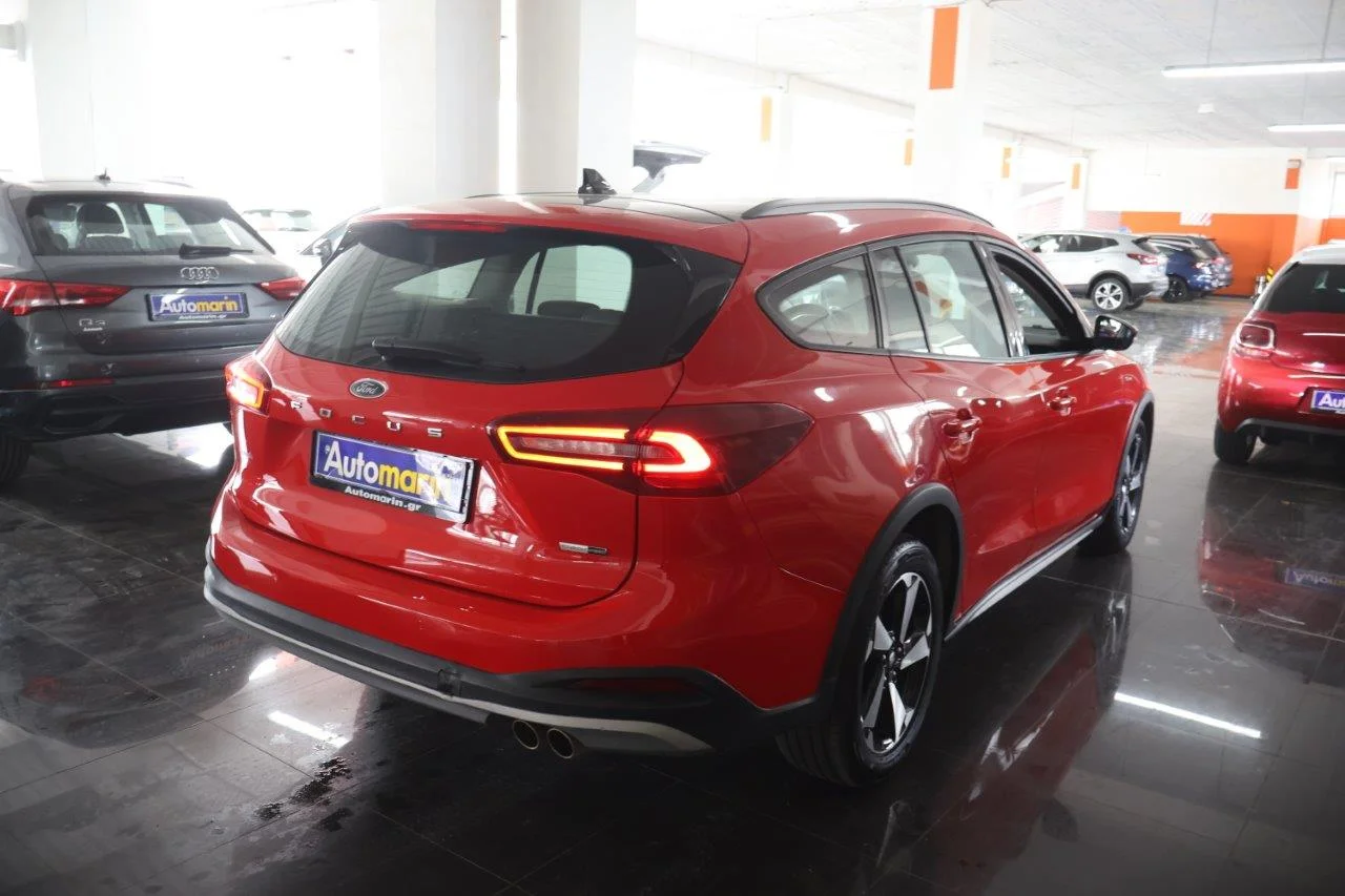 View 5 - Ford Focus - 2022
