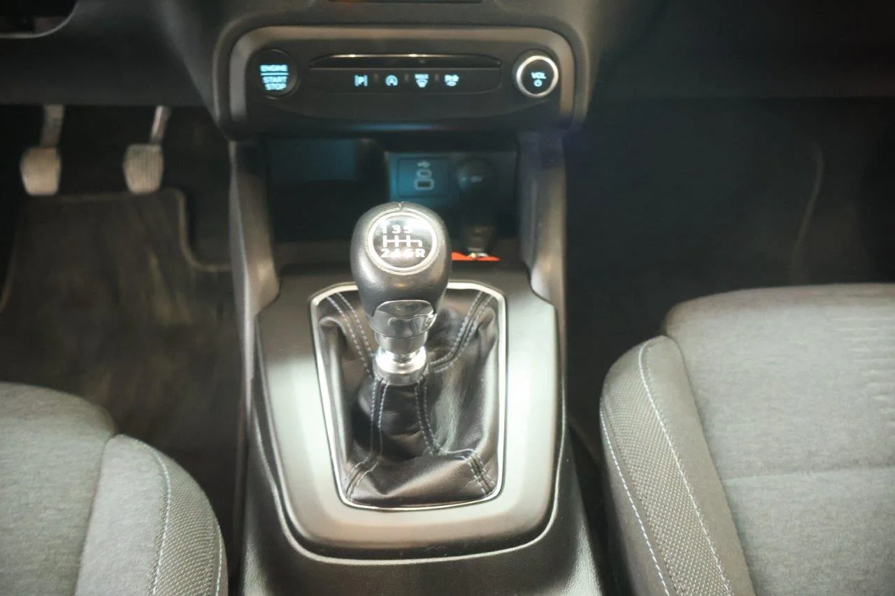Ford Focus - View model 20