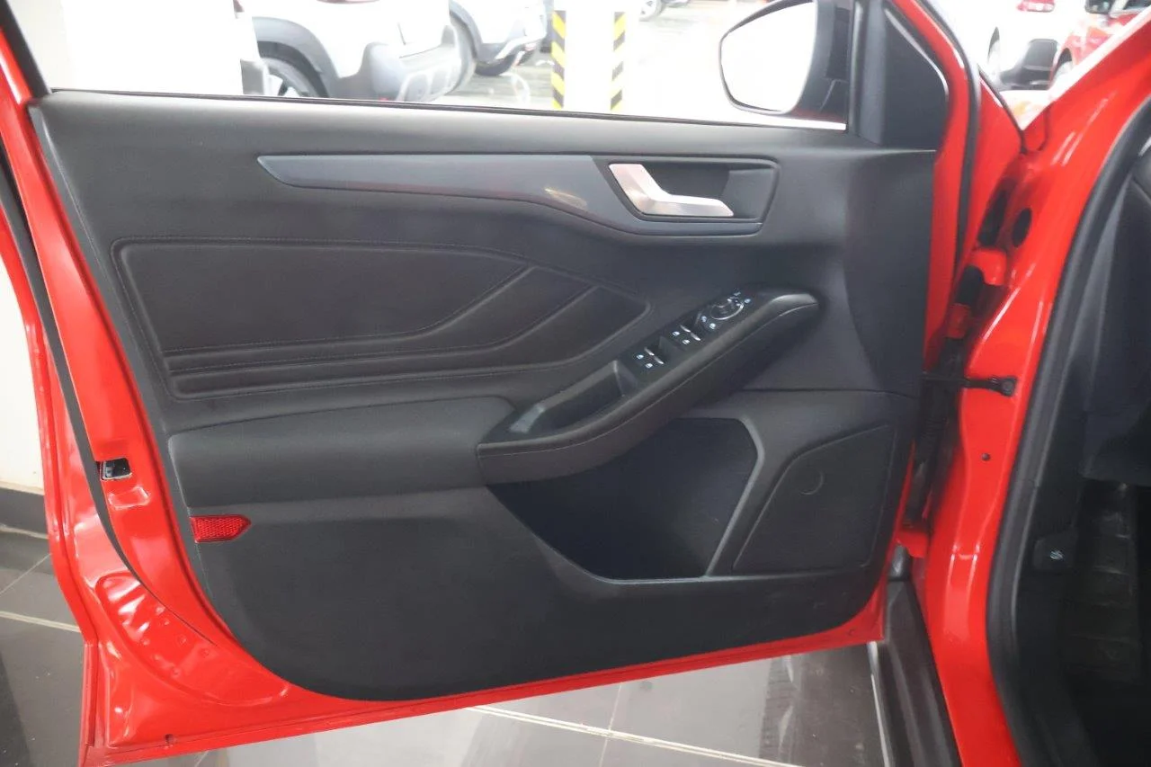 Ford Focus - View model 21