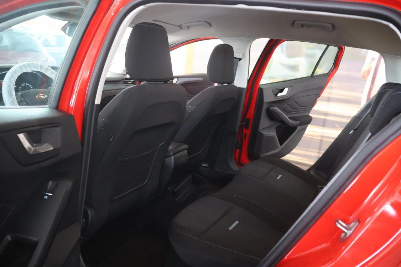 Ford Focus - View model 24