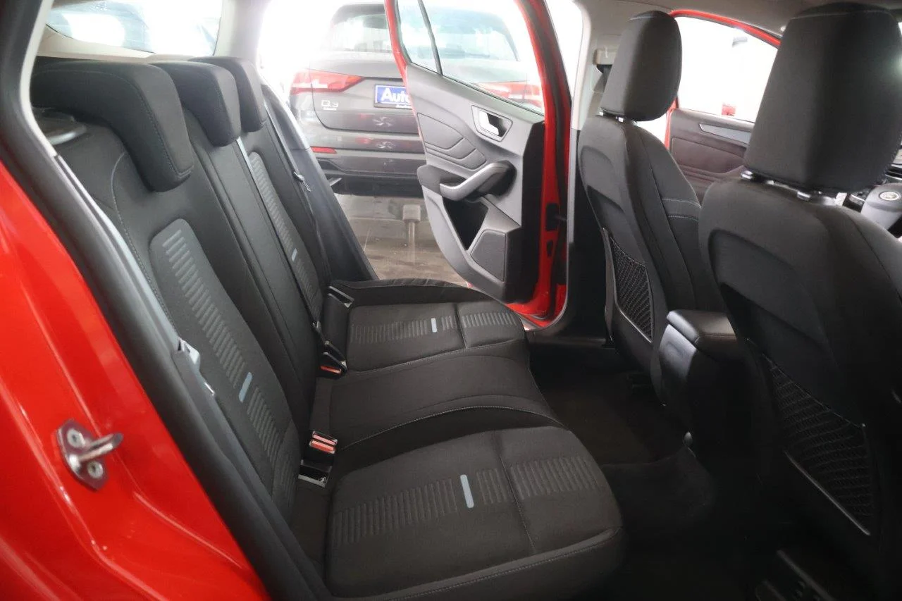 Ford Focus - View model 28