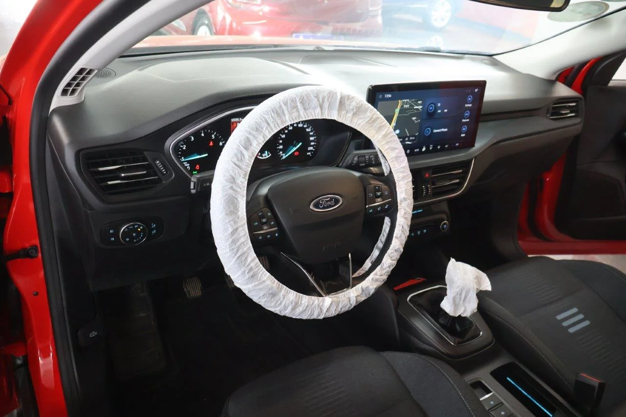 Ford Focus - View model 33
