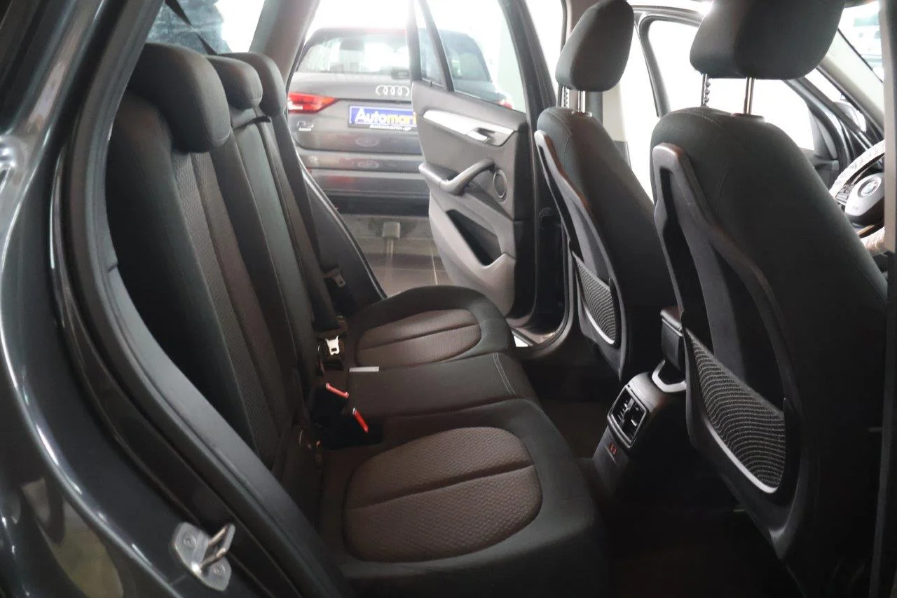 Bmw X1 - View model 31