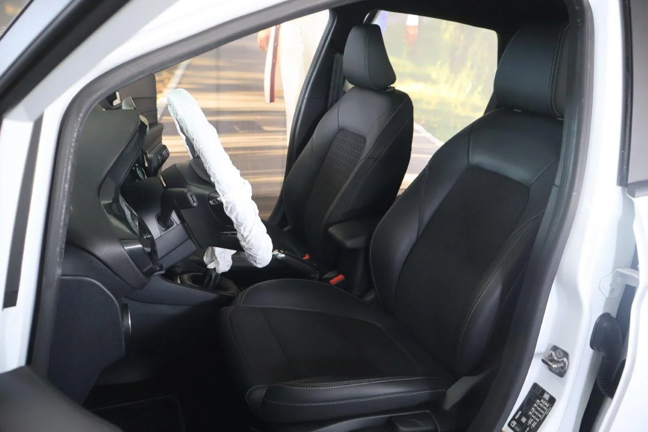 Ford Fiesta - View model 26