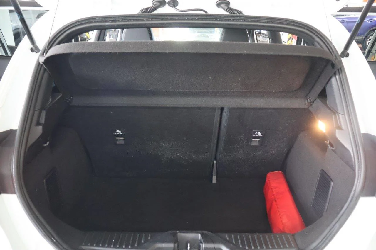 Ford Fiesta - View model 33