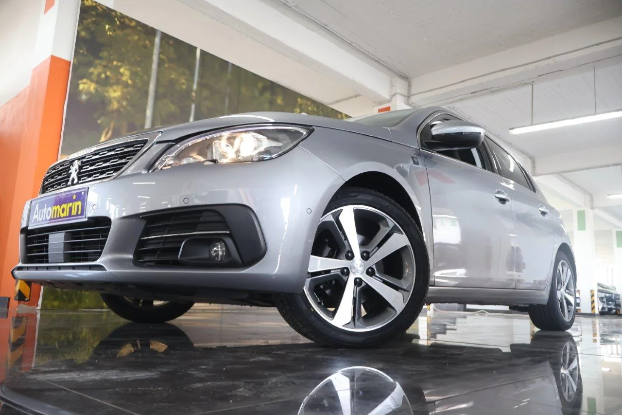 View 2 - Peugeot 308 - 2018