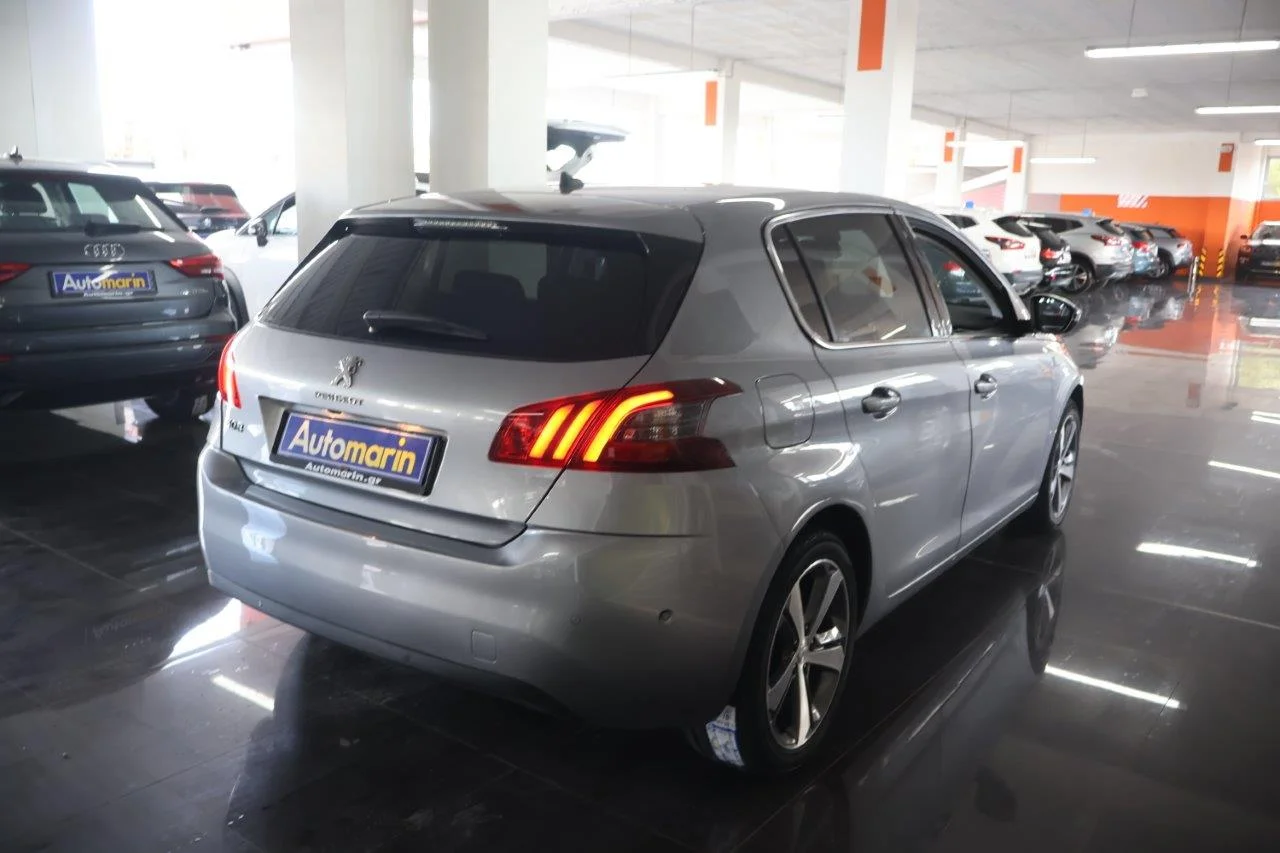 View 5 - Peugeot 308 - 2018