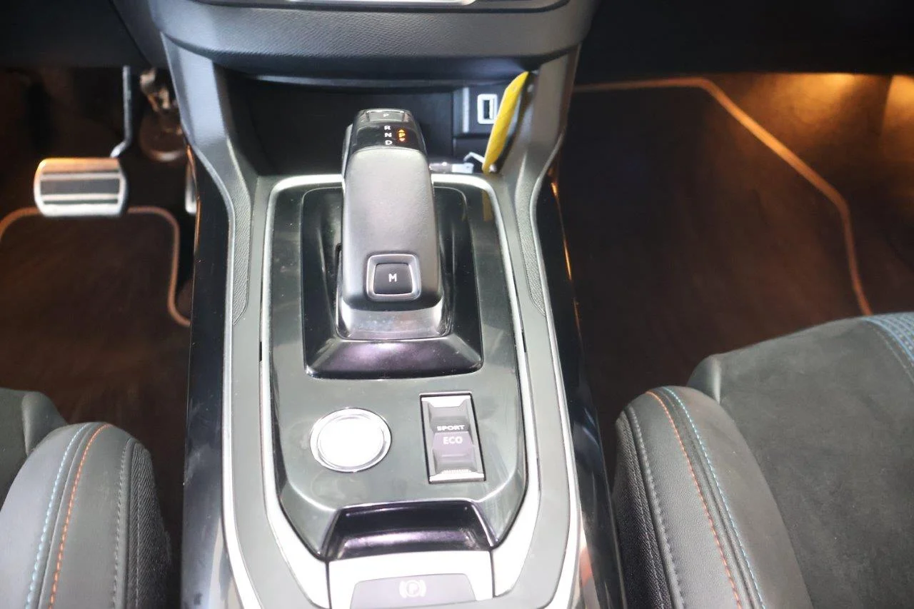 Peugeot 308 - View model 24