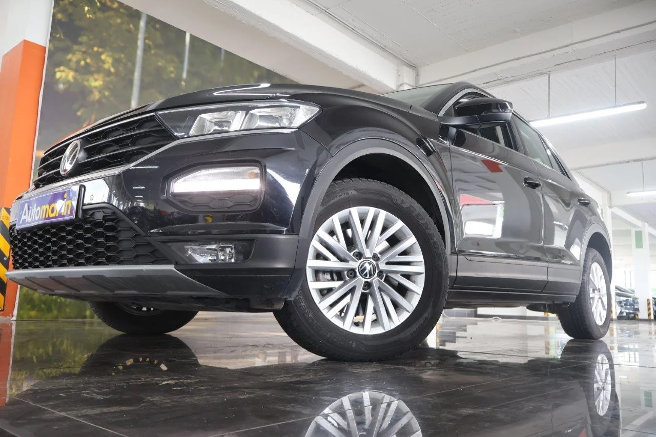 View 2 - Volkswagen T-Roc - 2021