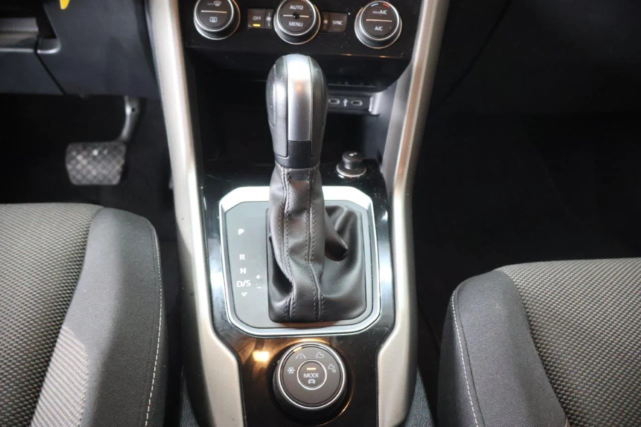 Volkswagen T-Roc - View model 17