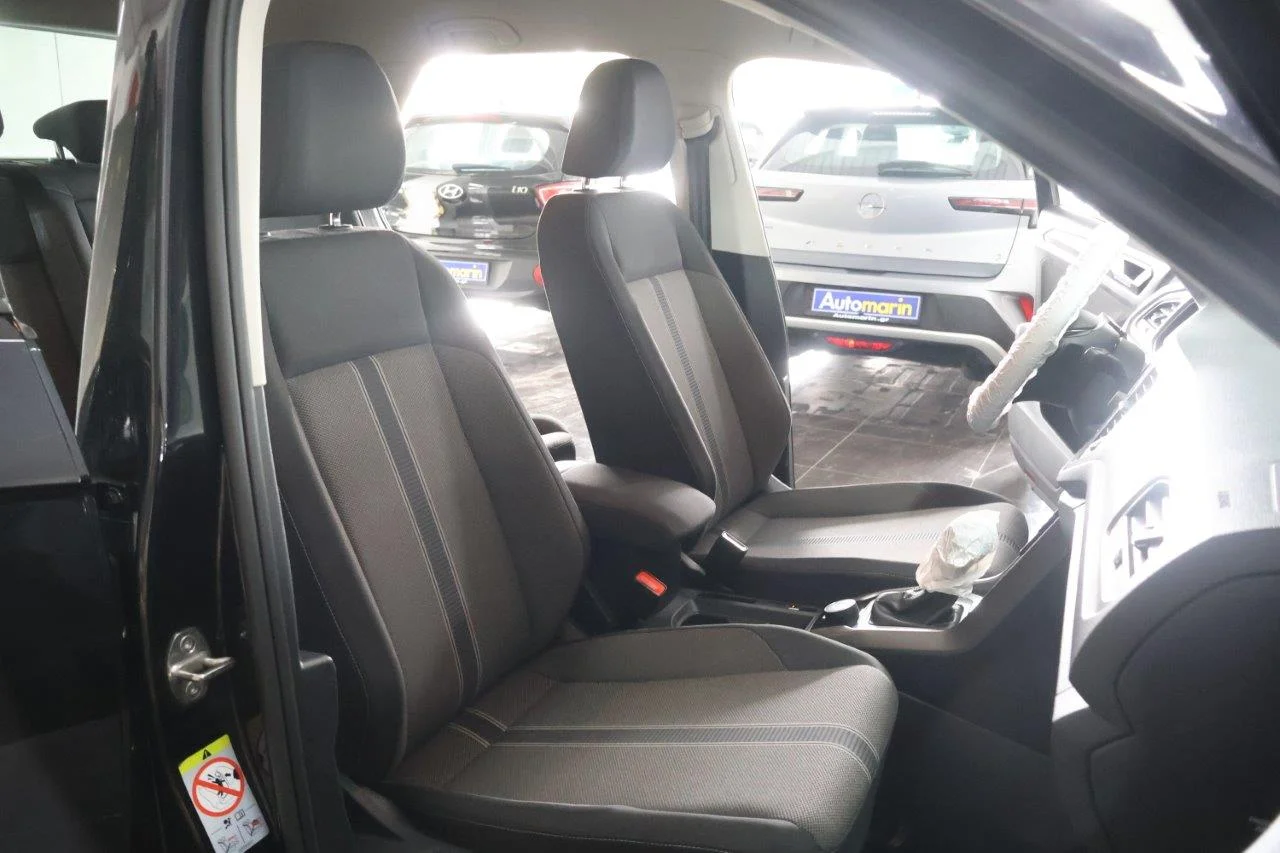Volkswagen T-Roc - View model 26