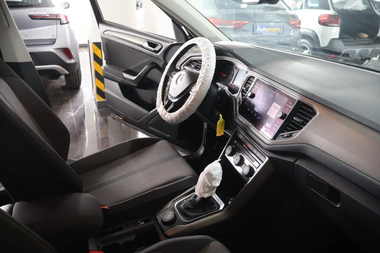 Volkswagen T-Roc - View model 27