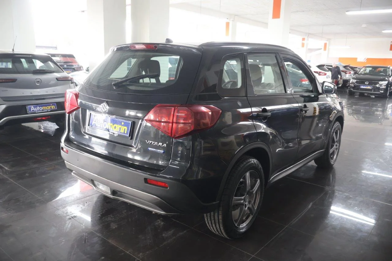 View 5 - Suzuki Vitara - 2021