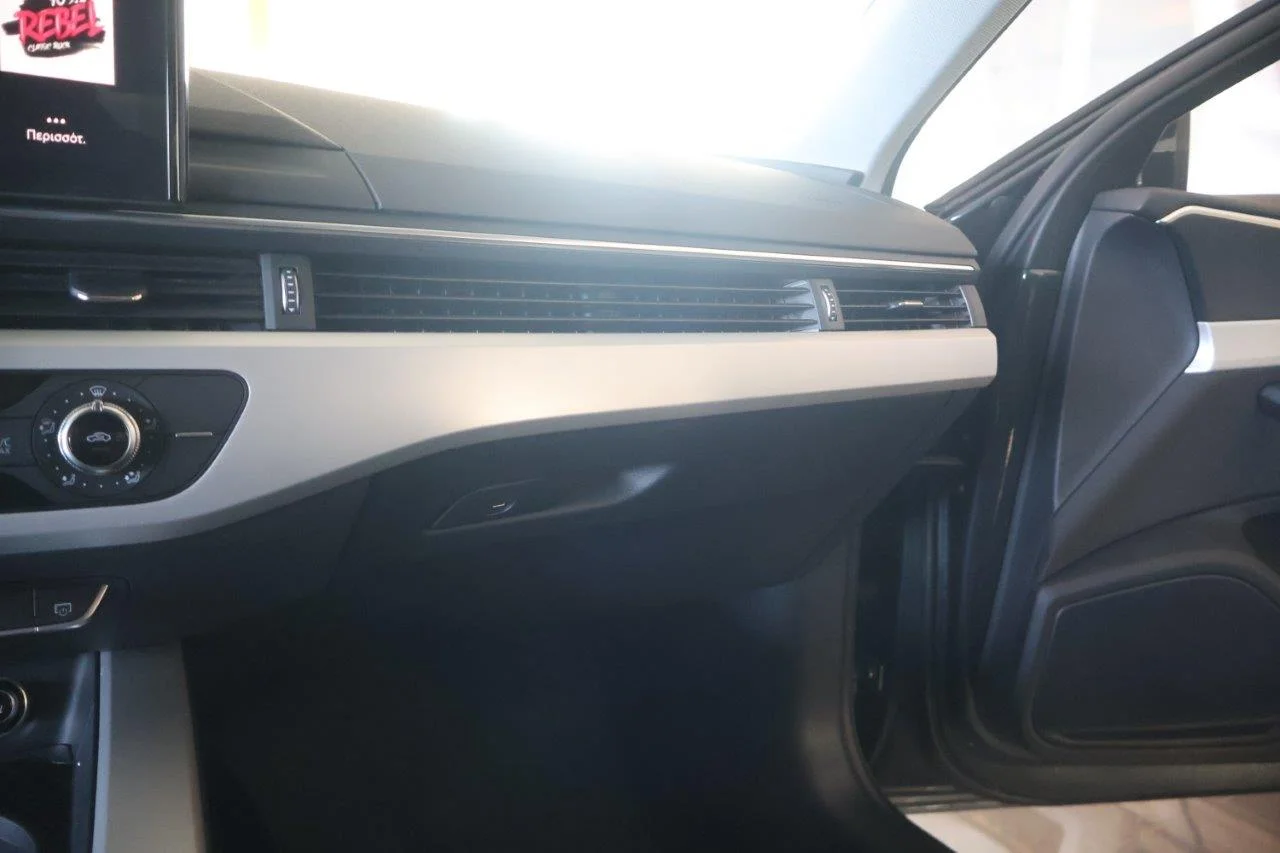 Audi A4 - View model 21