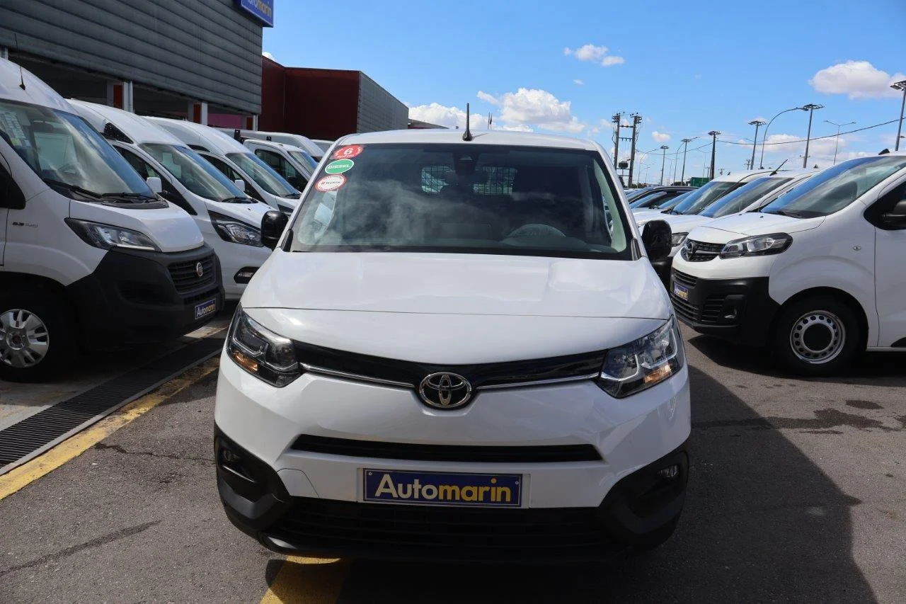 View 2 - Toyota Proace - 2023