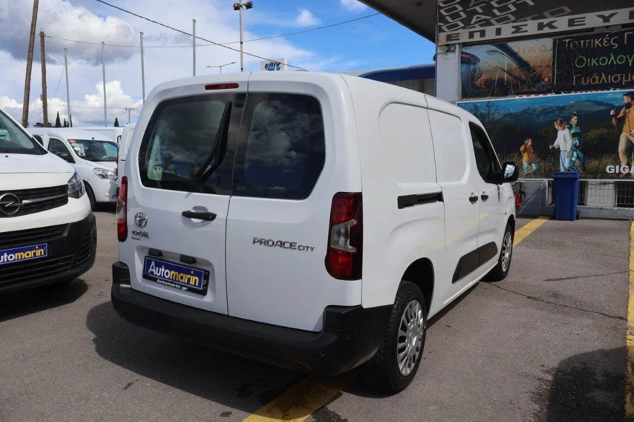 View 4 - Toyota Proace - 2023