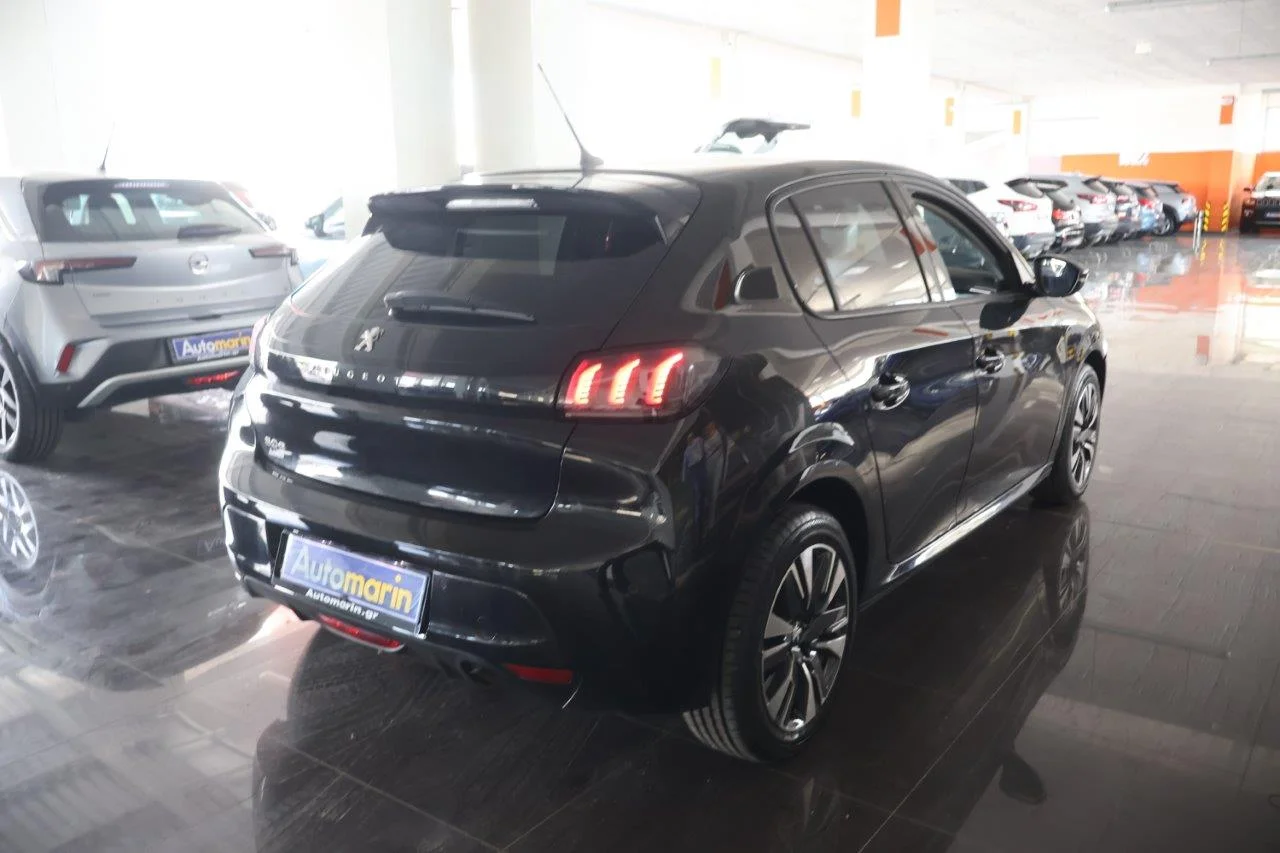 View 5 - Peugeot 208 - 2021