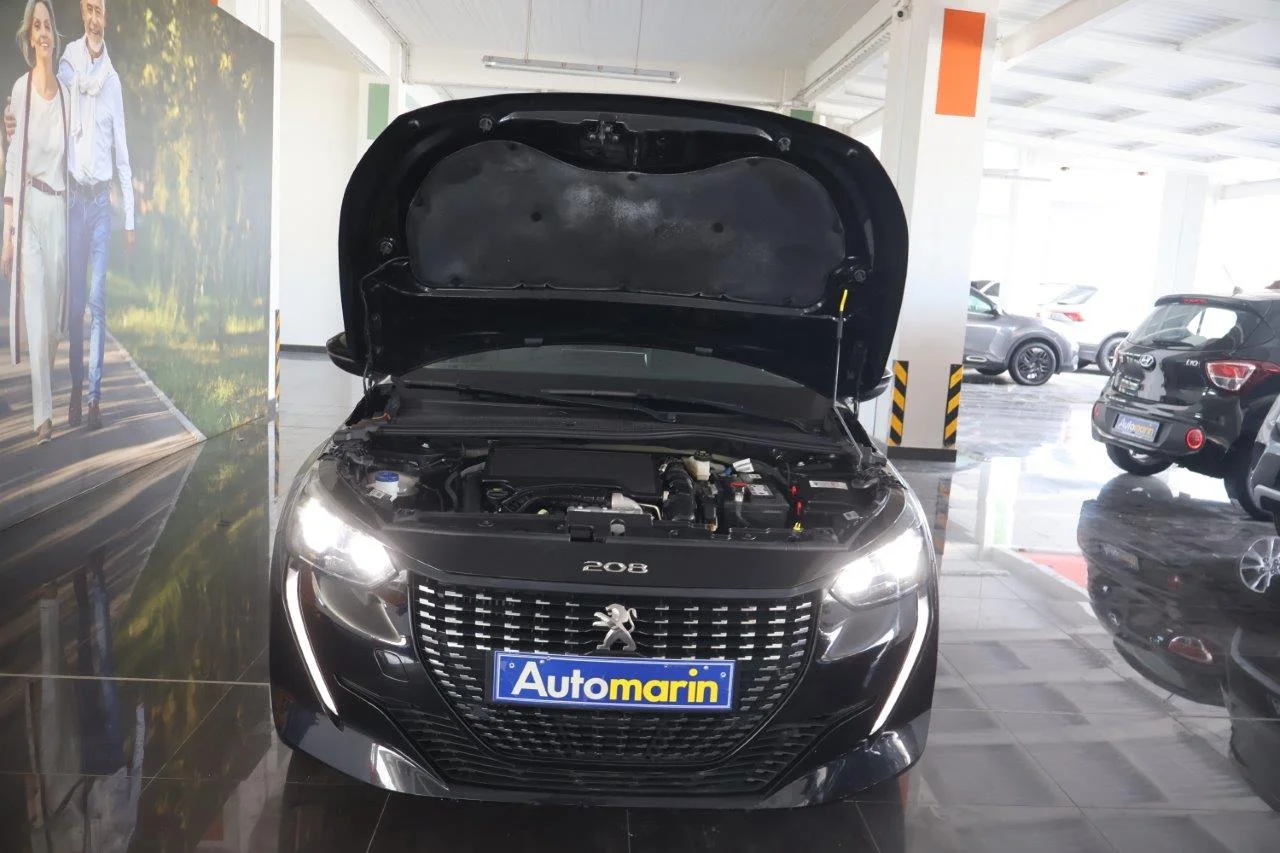 Peugeot 208 - View model 18