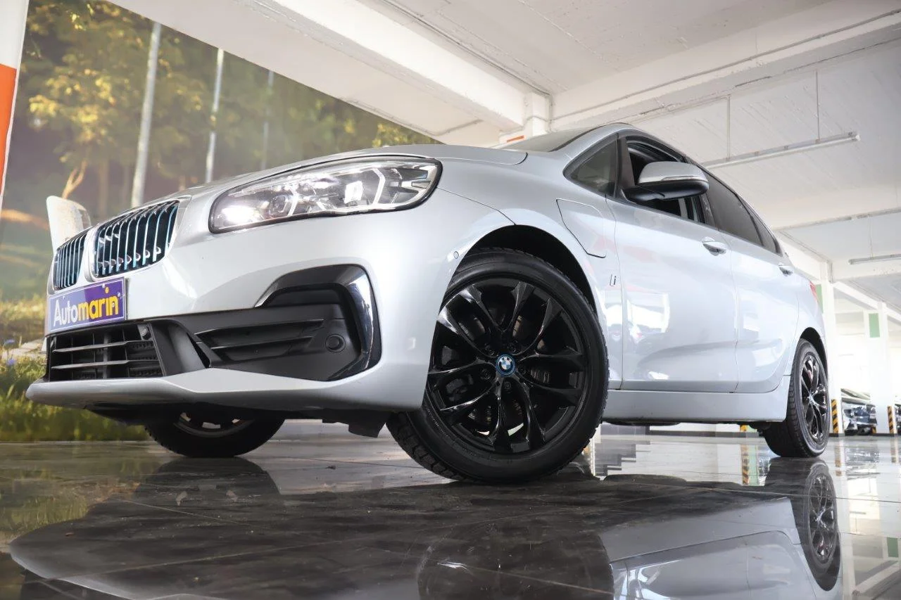 View 2 - Bmw 225 - 2019