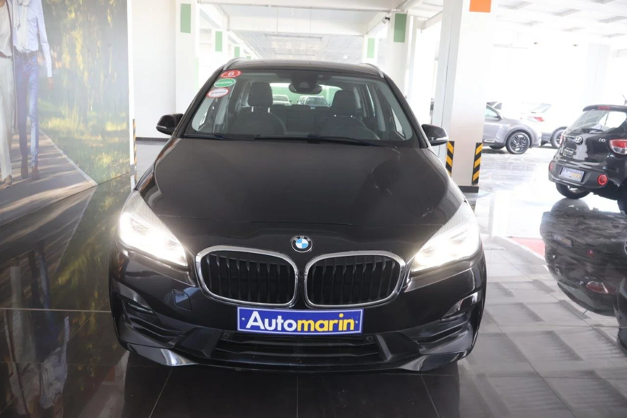 View 3 - Bmw 216 - 2018