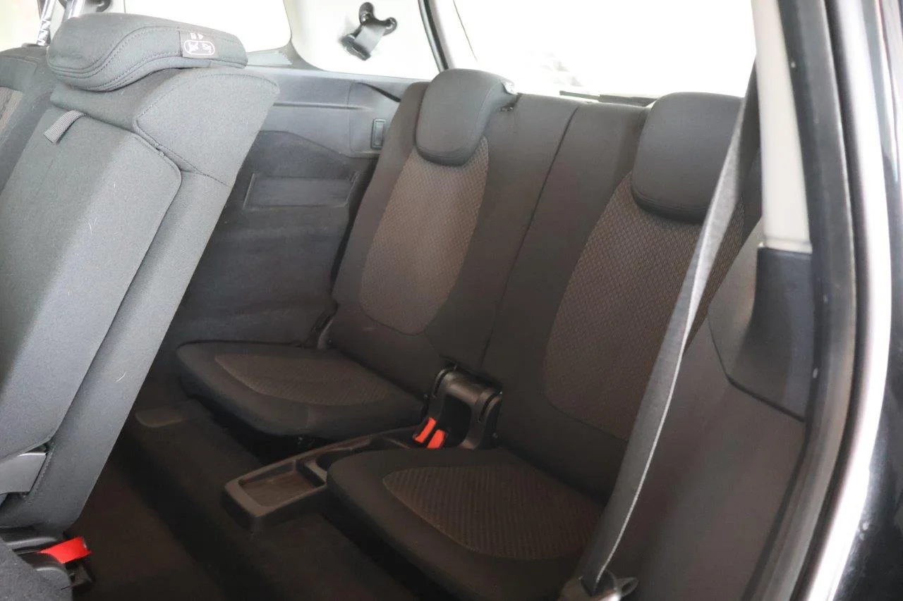 Bmw 216 - View model 29