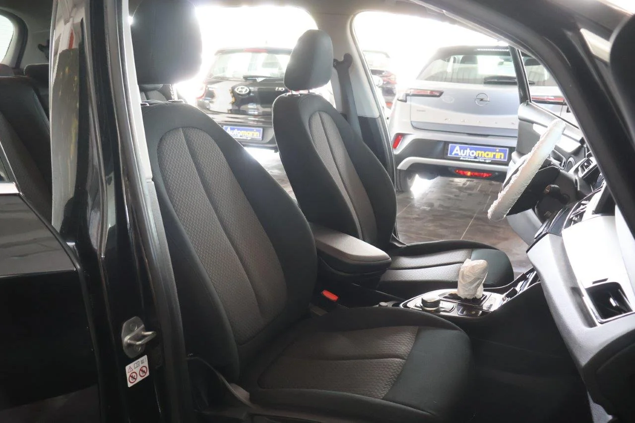 Bmw 216 - View model 31