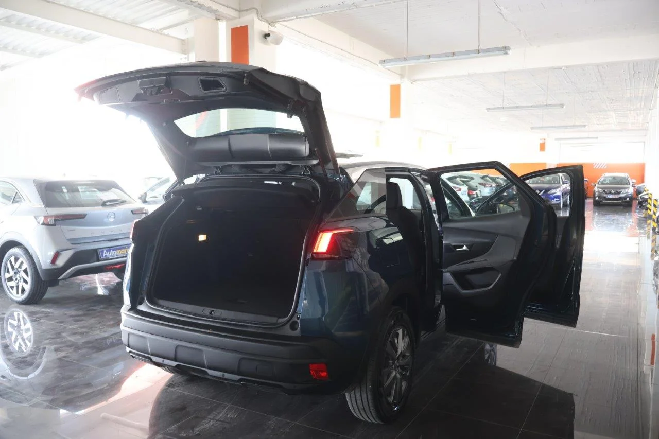 Peugeot 3008 - View model 7