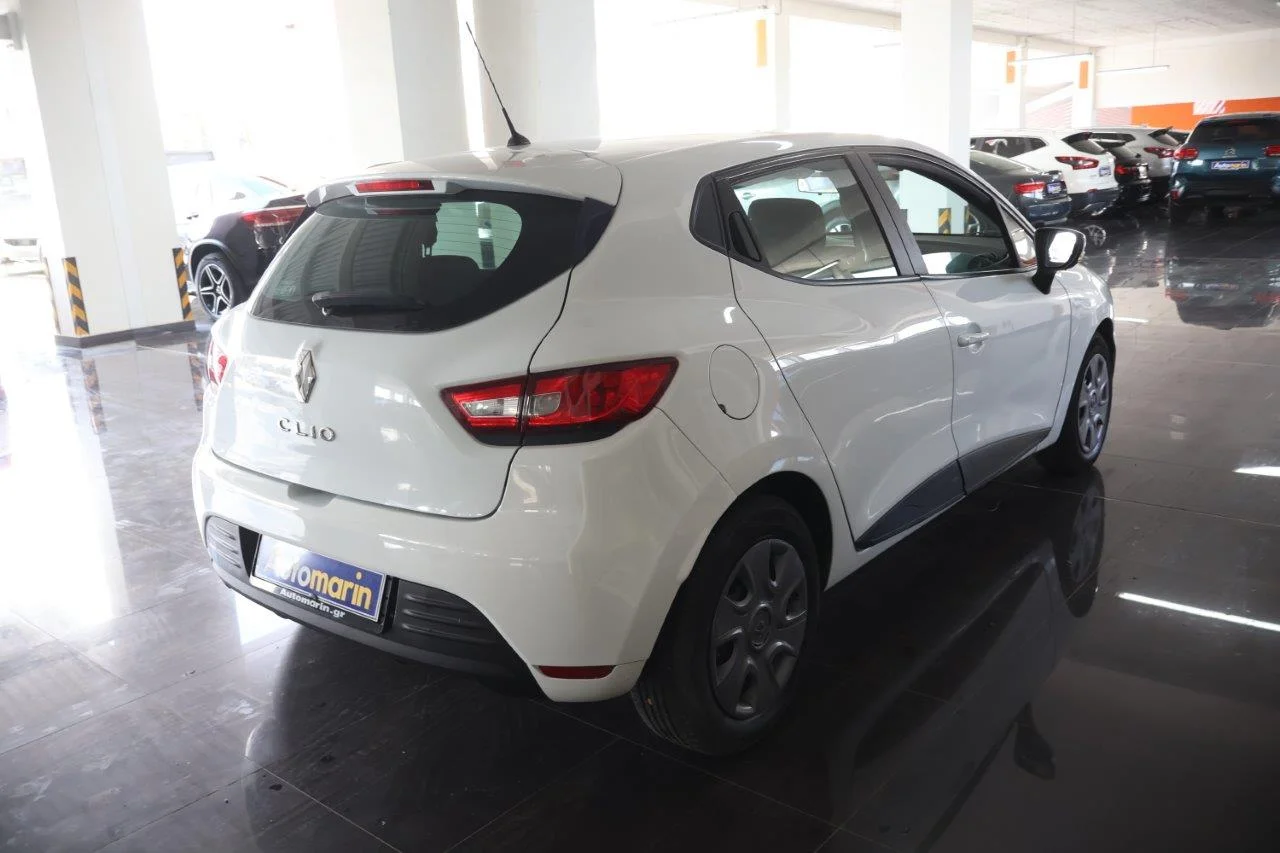 View 5 - Renault Clio - 2017
